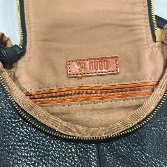 HOBO Black Crossbody Bag with Adjustable Strap and Flap Closure - Picture 2 of 4